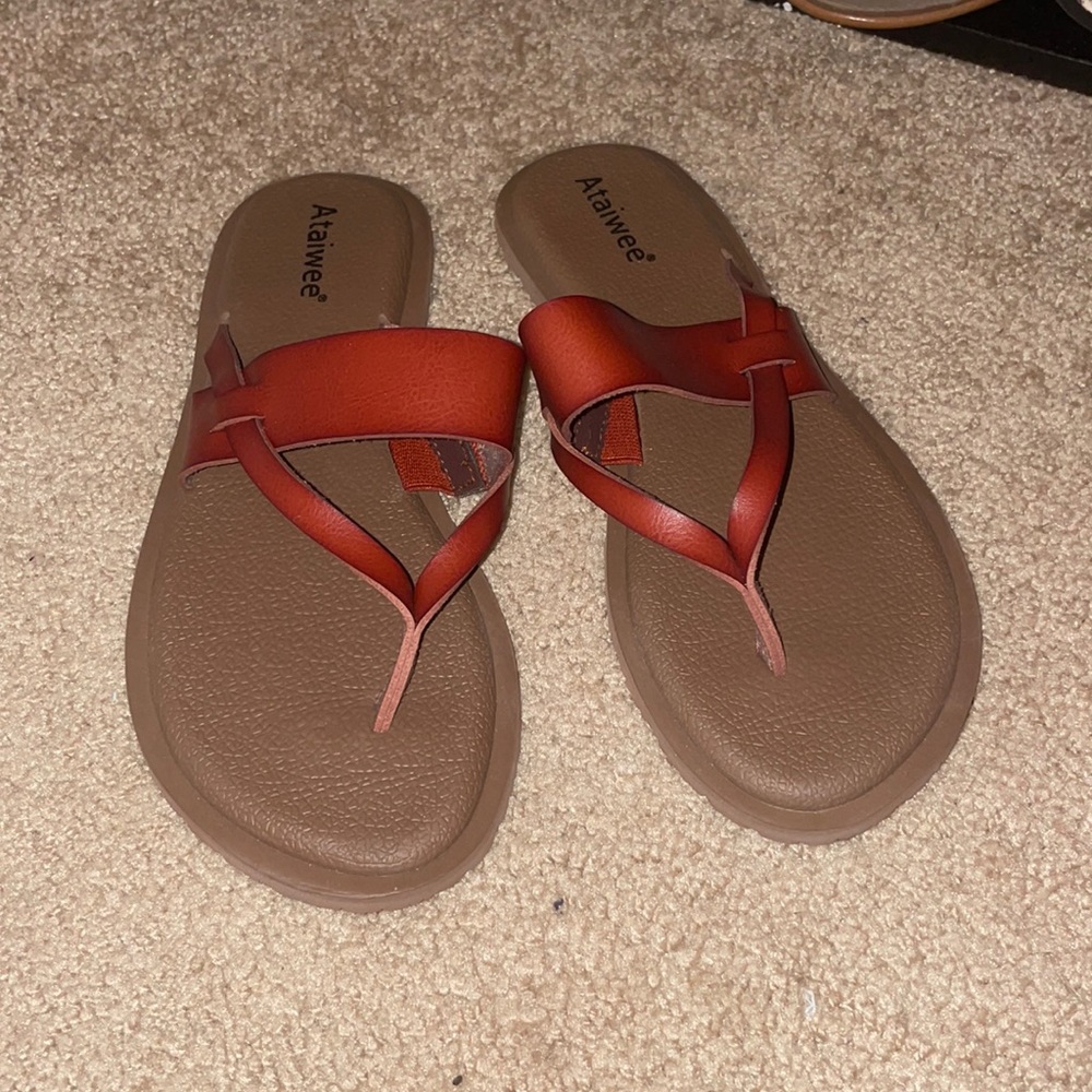Ataiwee Brown Sandals - Size 6